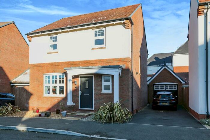 4 Bedroom Detached House For Sale In Westerman Way, Wareham, BH20
