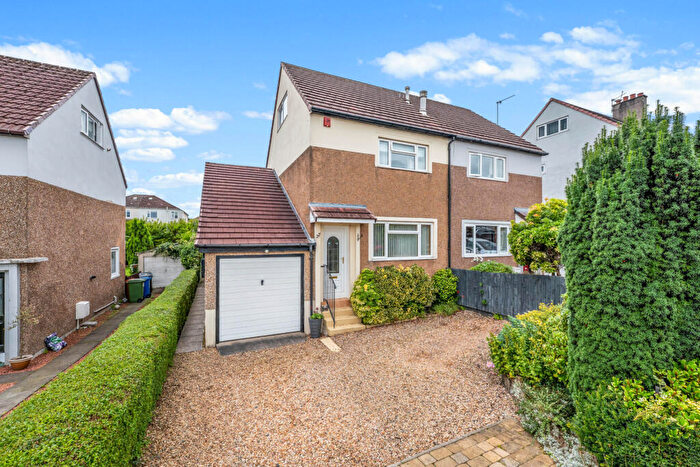 3 Bedroom Semi-Detached House For Sale In Inveroran Drive, Bearsden, G61