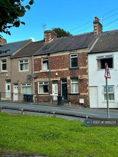 2 Bedroom Terraced House To Rent In High Street, Ferryhill, DL17