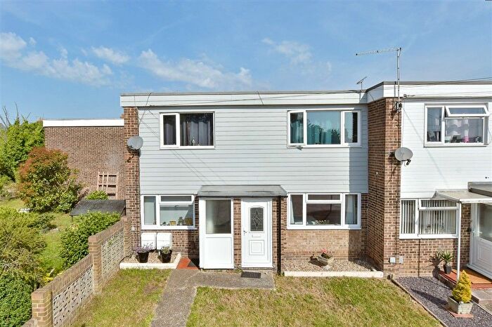 2 Bedroom Maisonette For Sale In Maplins Close, Rainham, Kent, ME8