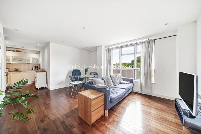 2 Bedroom Flat To Rent In The Broadway, Crouch End, London, N8