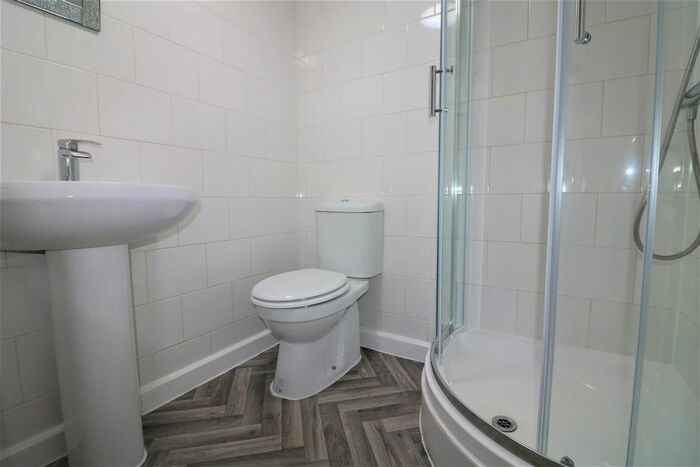 1 Bedroom Property To Rent In London Road, Grays RM20