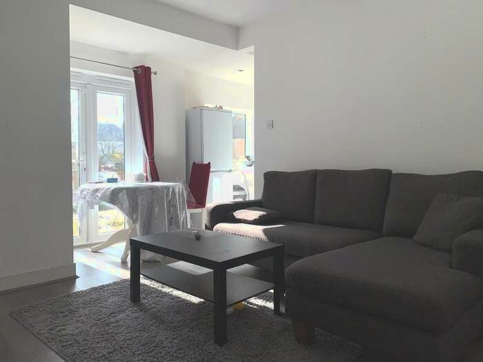 1 Bedroom Flat To Rent In 87 Peel Road, HA3