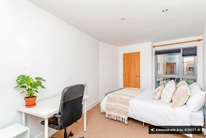 2 Bedroom Flat To Rent In Talbot Street, North West, NG1
