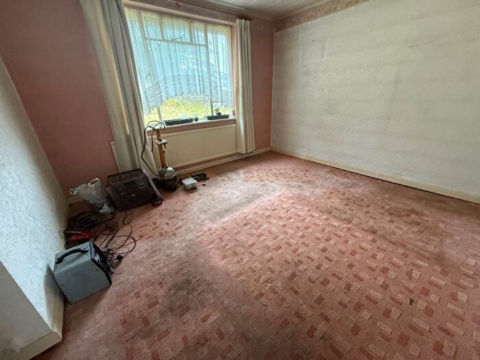 3 Bedroom Bungalow For Sale In Rose Haven, Park Hill, Tredegar, Gwent, NP22