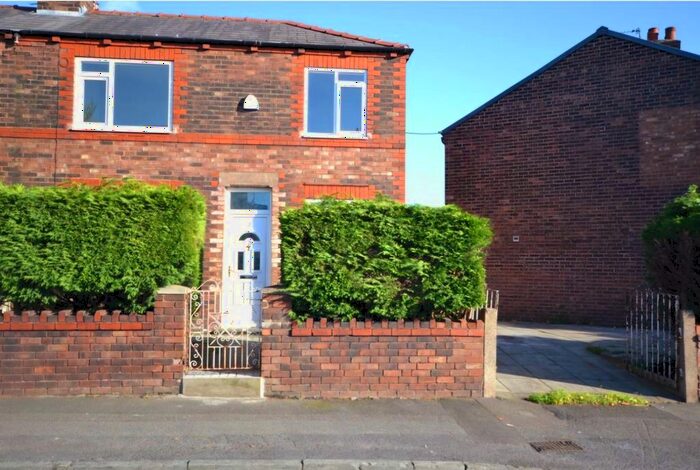 3 Bedroom End Of Terrace House To Rent In Dorothy Street, Thatto Heath, WA9