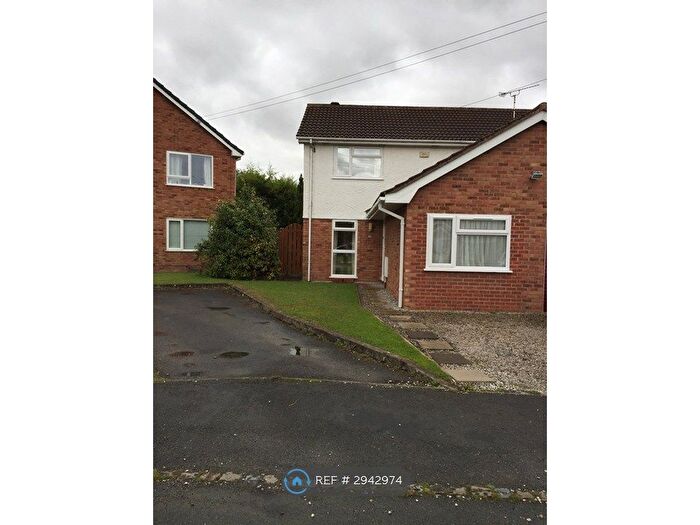 3 Bedroom Semi-Detached House To Rent In Blackthorn Close, Chester, CH3