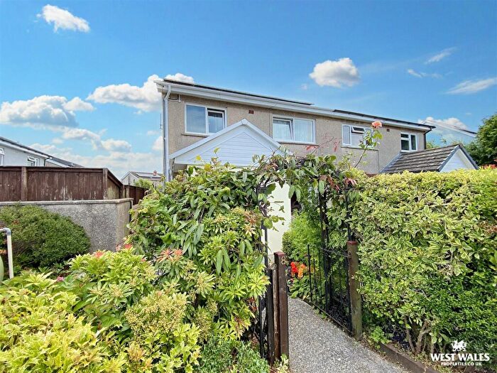 3 Bedroom Semi-Detached House For Sale In Longstone, St Florence, Tenby, SA70