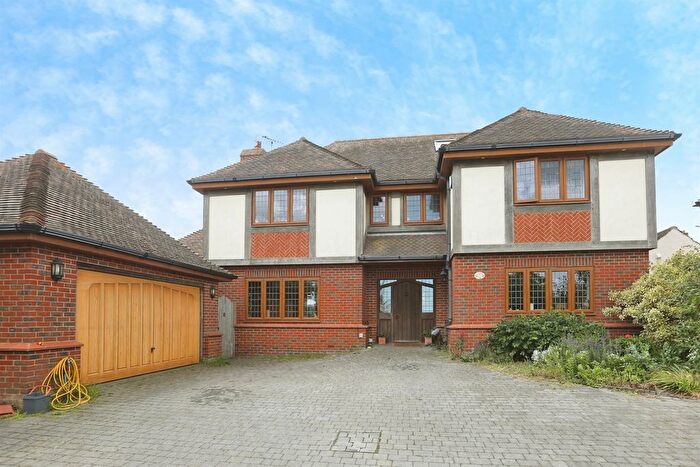 5 Bedroom Detached House For Sale In Scarborough Drive, Minster On Sea, Sheerness, ME12