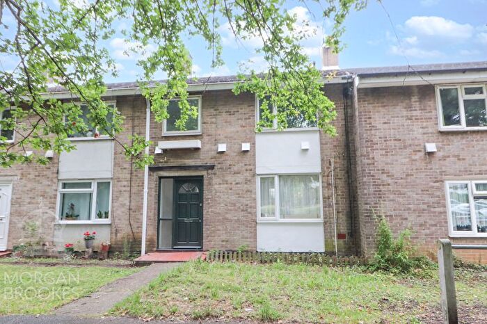 3 Bedroom Terraced House To Rent In Honeypot Lane, Basildon, SS14