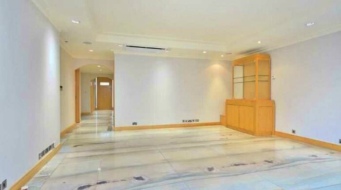 3 Bedroom Apartment To Rent In Prince Albert Road, London, NW8