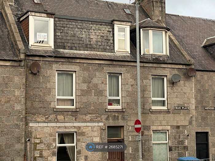 1 Bedroom Flat To Rent In Top Floor, Aberdeen, AB11