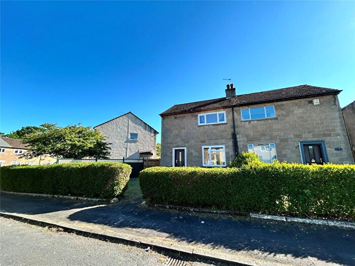 2 Bedroom Semi-Detached House For Sale In Bardrain Road, Paisley, Renfrewshire, PA2