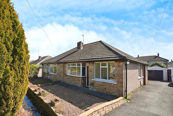 3 Bedroom Bungalow To Rent In Beckfield Road, Bingley, West Yorkshire, BD16