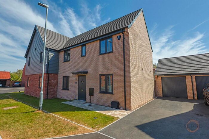 3 Bedroom Semi Detached House To Rent In Peggys Way, Surfleet, Spalding, PE11