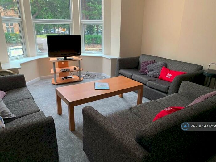 9 Bedroom Semi-Detached House To Rent In Broomgrove Road, Sheffield, S10