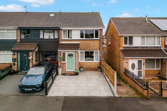 3 Bedroom End Terrace House For Sale In Netherfield, Widnes, WA8