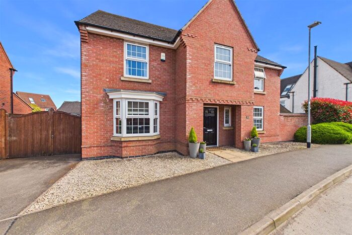 4 Bedroom Detached House For Sale In Phoenix Lane, Fernwood, Newark, NG24