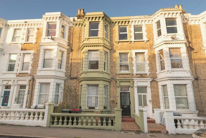 2 Bedroom Flat To Rent In Edgar Road, Cliftonville, Margate CT9