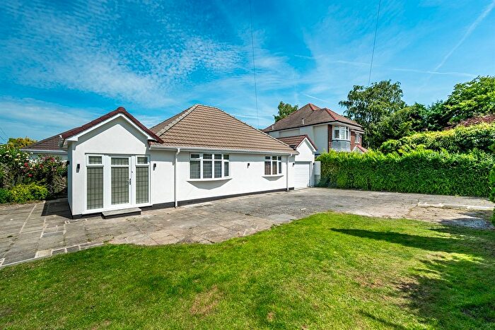 3 Bedroom Detached Bungalow To Rent In Cheadle Road, Cheadle Hulme, Cheadle, SK8