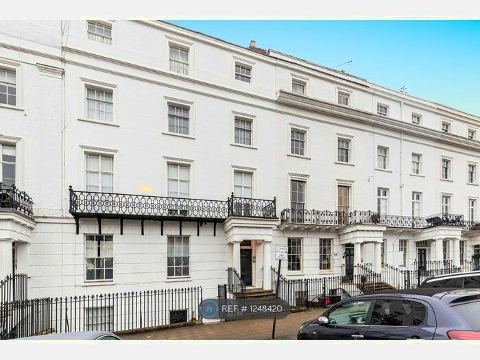1 Bedroom Flat To Rent In Clarendon Square, Leamington Spa CV32