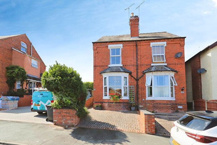 3 Bedroom Semi-Detached House For Sale In Connaught Avenue, Kidderminster, Worcestershire, DY11