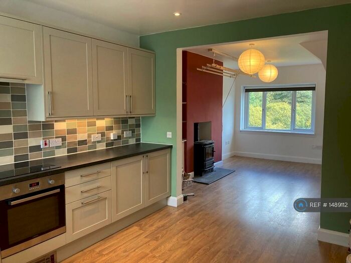 2 Bedroom Flat To Rent In Westerhaugh, Penicuik, EH26