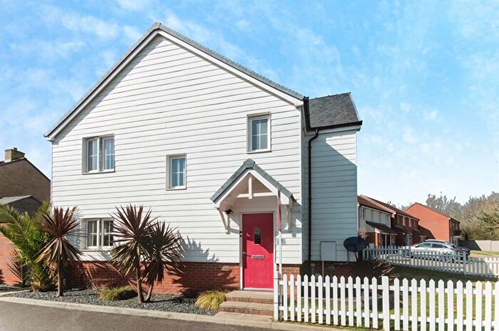 3 Bedroom Detached House For Sale In Primrose Field, Stone Cross, Pevensey, BN24