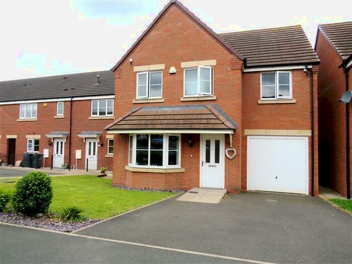 4 Bedroom Detached House To Rent In Booths Lane, Great Barr, Birmingham, B42