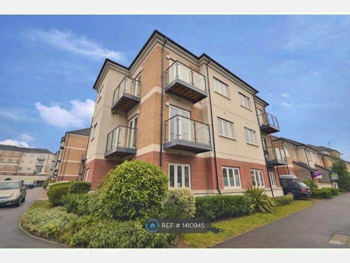 2 Bedroom Flat To Rent In Cezanne Road, Watford, WD25