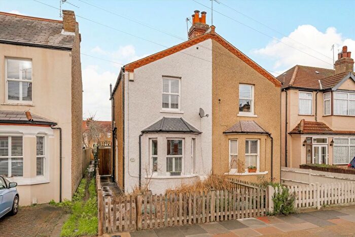 2 Bedroom Semi Detached House For Sale In Thornhill Road, Surbiton, KT6