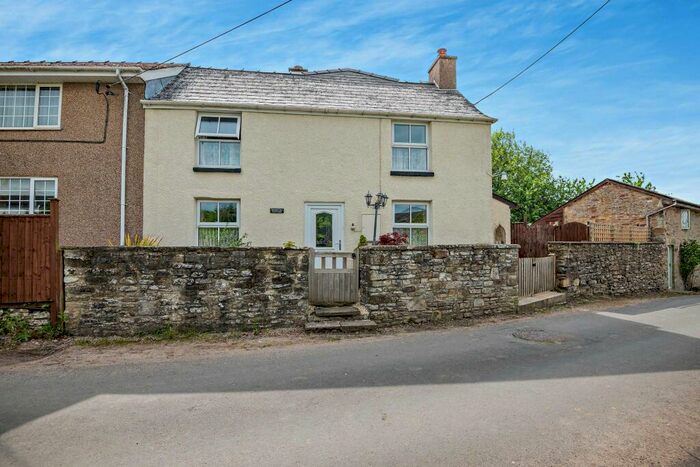 3 Bedroom Semi-Detached House For Sale In Homestill, Hillersland Lane, Coleford, GL16