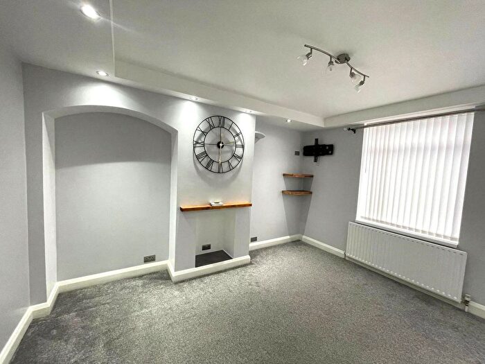 3 Bedroom Terraced House To Rent In Woodbank Road, Bromley, BR1