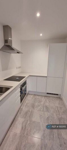 Studio To Rent In Holmstall Avenue, Edgware, HA8