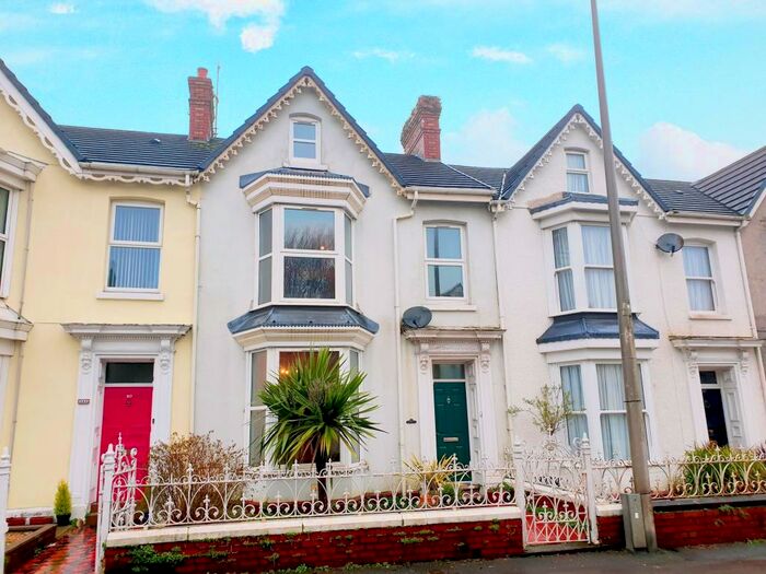 3 Bedroom Terraced House To Rent In Felinfoel Road, Llanelli, Carmarthenshire, SA15