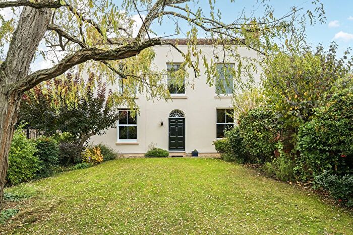 4 Bedroom Detached House For Sale In Water Lane, Ospringe, Faversham, ME13