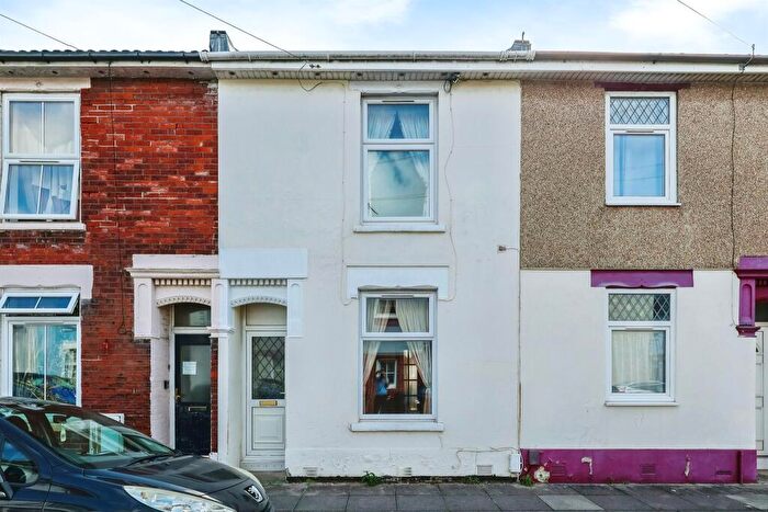 3 Bedroom Terraced House For Sale In Adames Road, Portsmouth, PO1