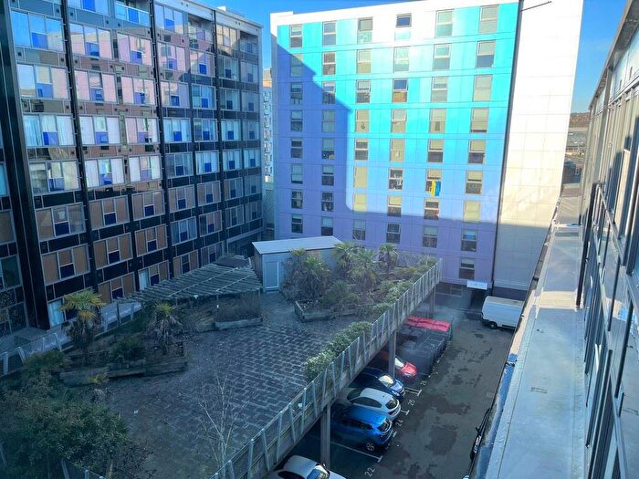 1 Bedroom Apartment For Sale In Citispace South, Regent Street, Leeds, ., LS2