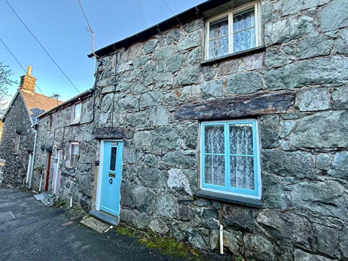 2 Bedroom Cottage For Sale In Love Lane, Dolgellau, Gwynedd, LL40