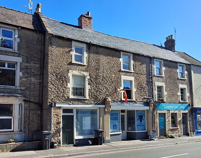 3 Bedroom Maisonette To Rent In Christchurch Street West, Frome, BA11