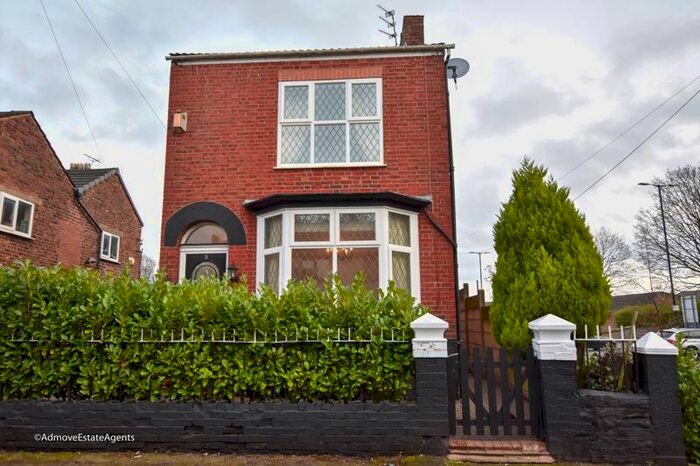 2 Bedroom Detached House To Rent In Warrener Street, Sale, M33