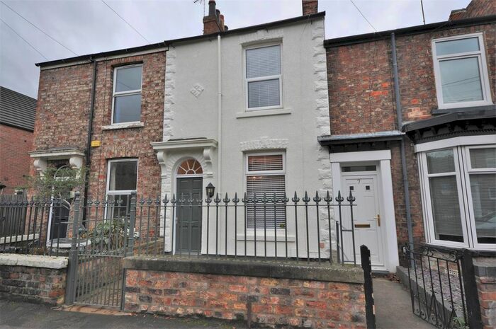 2 Bedroom Terraced House To Rent In Brownlow Street, York, YO31