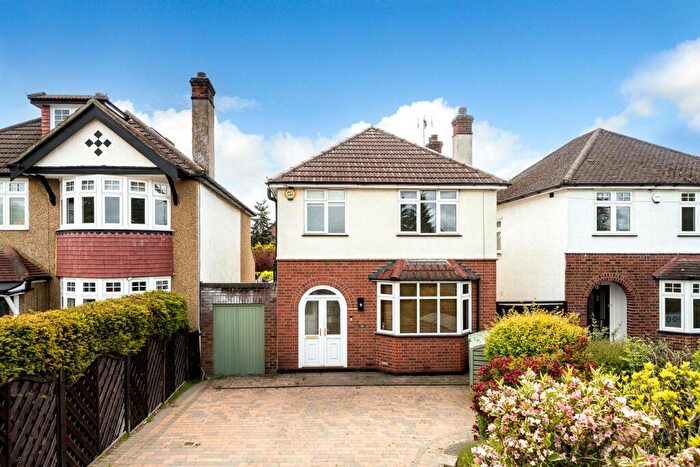 3 Bedroom Detached House For Sale In Watford Road, Chiswell Green, St Albans, AL2
