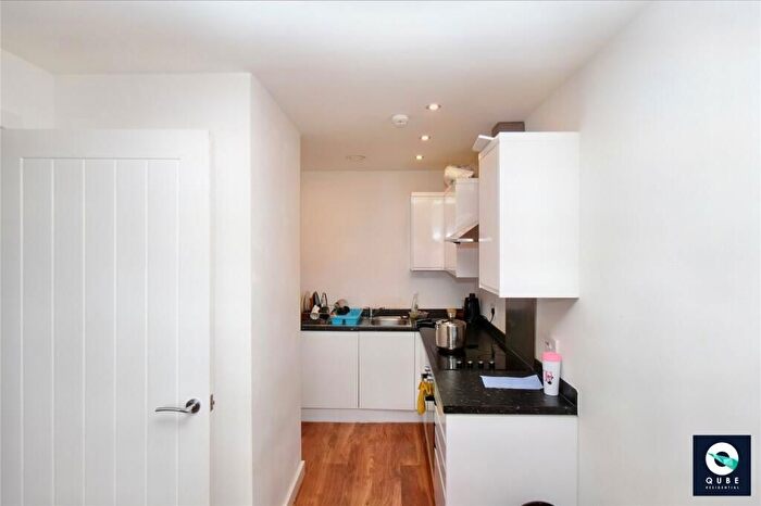 1 Bedroom Flat For Sale In Skerton Road, Old Trafford, Manchester, M16