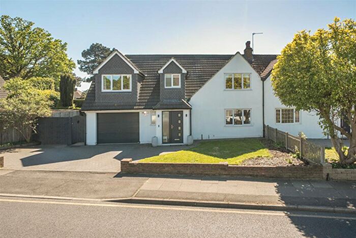 4 Bedroom Semi Detached House For Sale In St Johns Road, Petts Wood, BR5