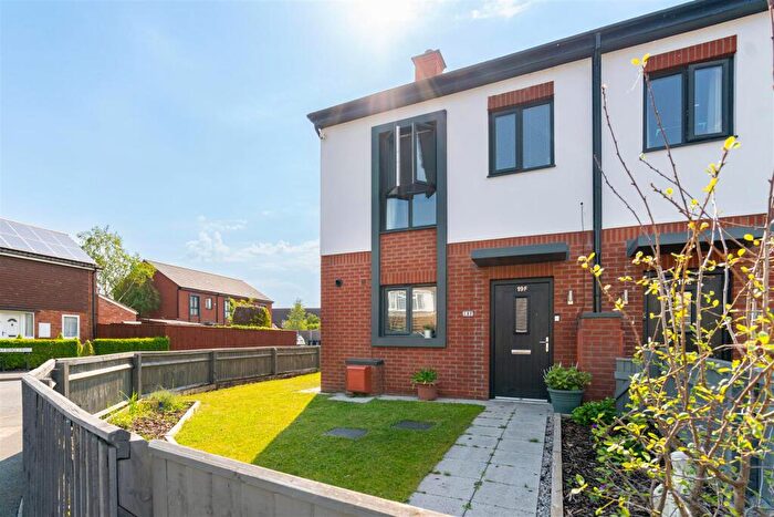2 Bedroom Semi Detached House For Sale In St. Peters Road, Wellesbourne, Warwick, CV35
