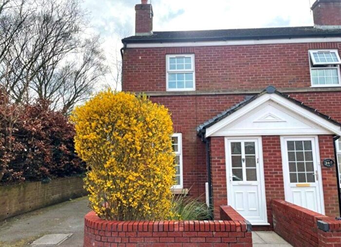 2 Bedroom Cottage To Rent In Bridge Street, Ormskirk, L39