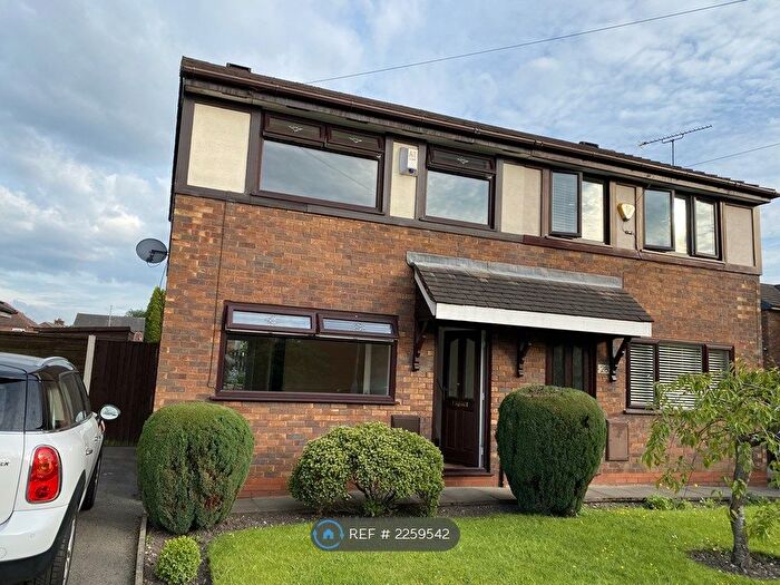 3 Bedroom Semi-Detached House To Rent In Longmeadow Grove, Denton, Manchester, M34