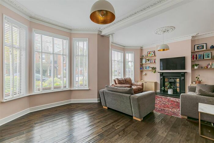 3 Bedroom End Terrace House For Sale In Barrett Road, Walthamstow, London, E17