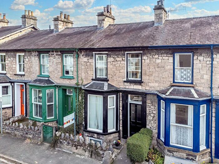 2 Bedroom Terraced House For Sale In Green Road, LA9